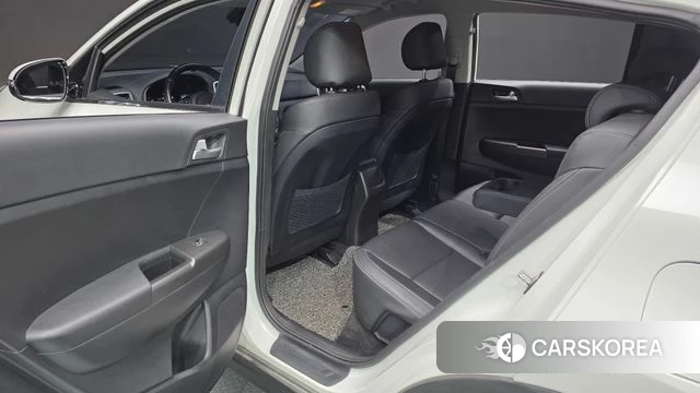 Kia Sportage The Bold 2021 Белый из Кореи, фото 2