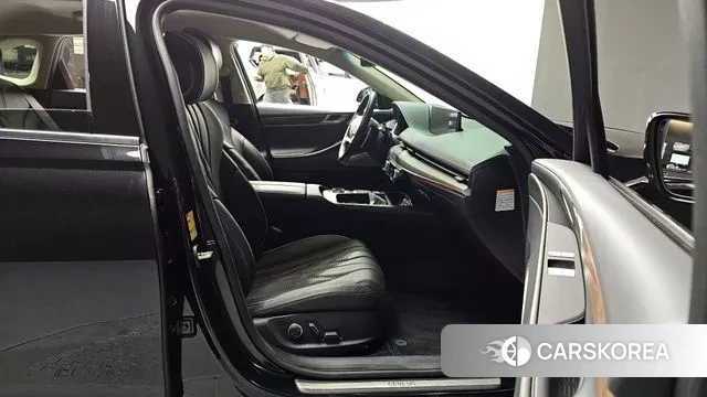 Genesis Electrified G80 (RG3) 2022 Черный из Кореи, фото 2