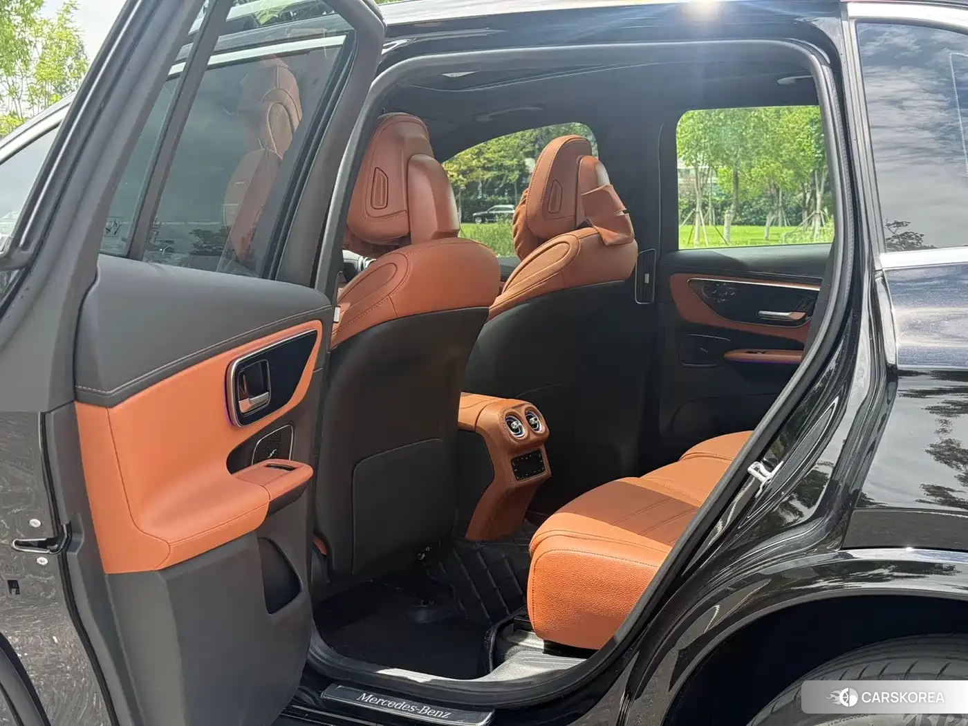 Mercedes-Benz GLC 2024 Черный из Китая, фото 2