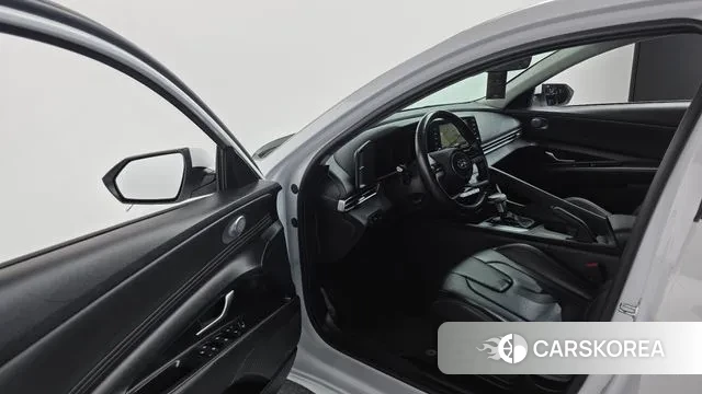 Hyundai Avante (CN7) 2021 Белый из Кореи, фото 2