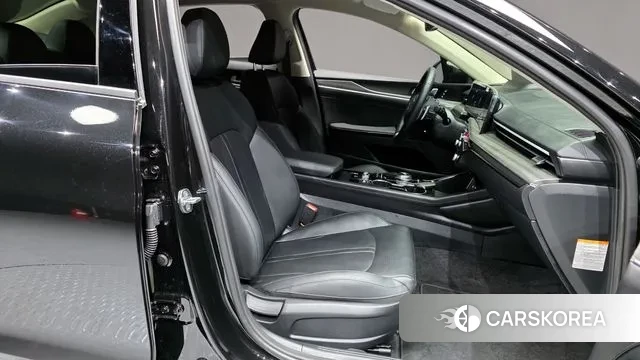 Kia The New K5 Hybrid 3rd generation 2025 Черный из Кореи, фото 2