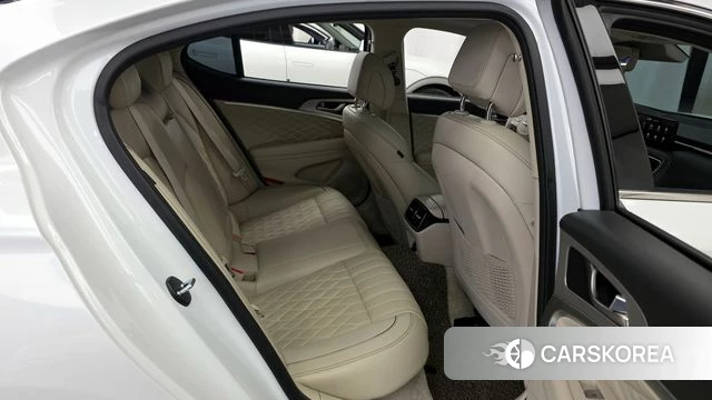 Genesis The New G70 2021 Белый из Кореи, фото 2