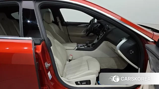 BMW 8 Series (G15) 2020 Красный из Кореи, фото 2