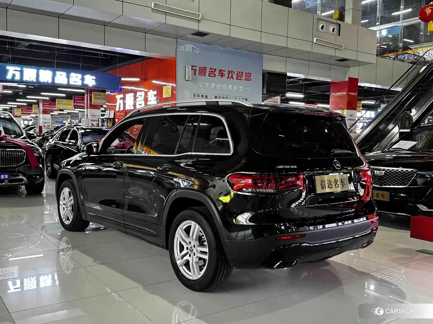 Mercedes-Benz GLB 2023 Черный из Китая, фото 2