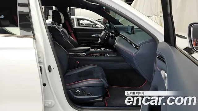 Genesis GV70 2021 Белый из Кореи, фото 2