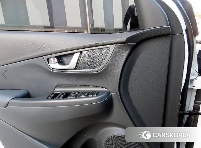 Hyundai The New Kona 2021 Белый из Кореи, фото 2