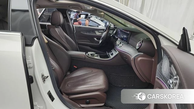 Mercedes-Benz CLS-Class C257 2020 Белый из Кореи, фото 2