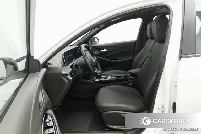 Buick Weilang 2022 Белый из Китая, фото 2