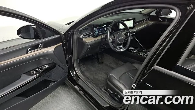 Kia K5 3rd generation 2023 Черный из Кореи, фото 2