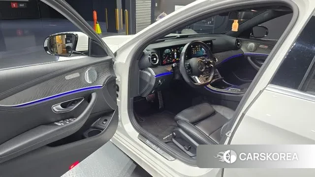 Mercedes-Benz E-Class W213 2021 Белый из Кореи, фото 2