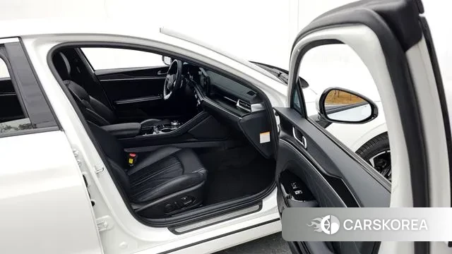 Kia K5 Hybrid 3rd Generation 2023 Белый из Кореи, фото 2