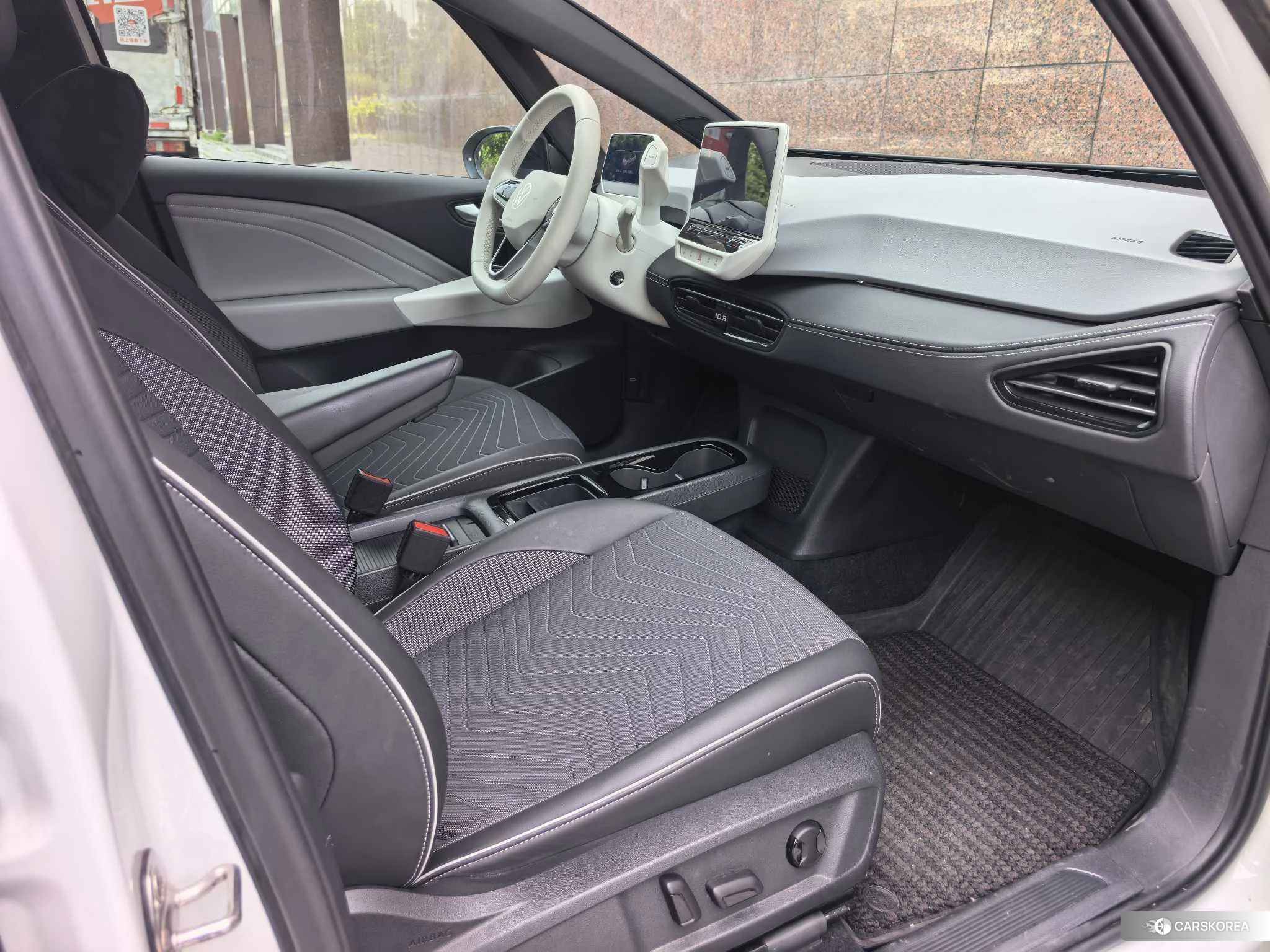Volkswagen ID.3 2024 Белый из Китая, фото 2