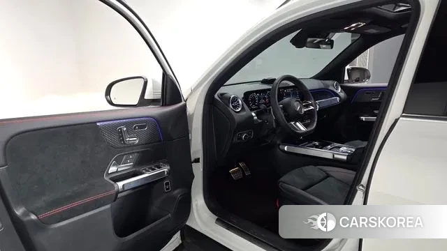 Mercedes-Benz GLB-Class X247 2025 Белый из Кореи, фото 2