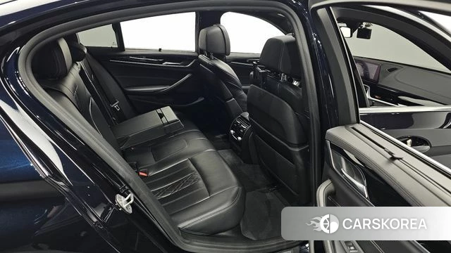 BMW 5 Series (G30) 2019 Синий из Кореи, фото 2