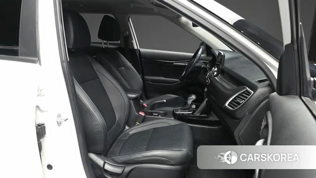 Kia Seltos 2021 Белый из Кореи, фото 2