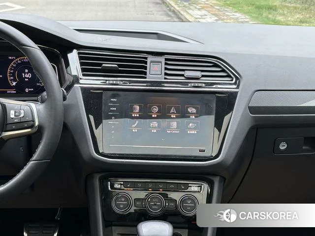 Volkswagen Tiguan L 2021 Шампань из Китая, фото 2