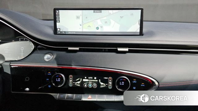 Genesis GV70 2021 Белый из Кореи, фото 2
