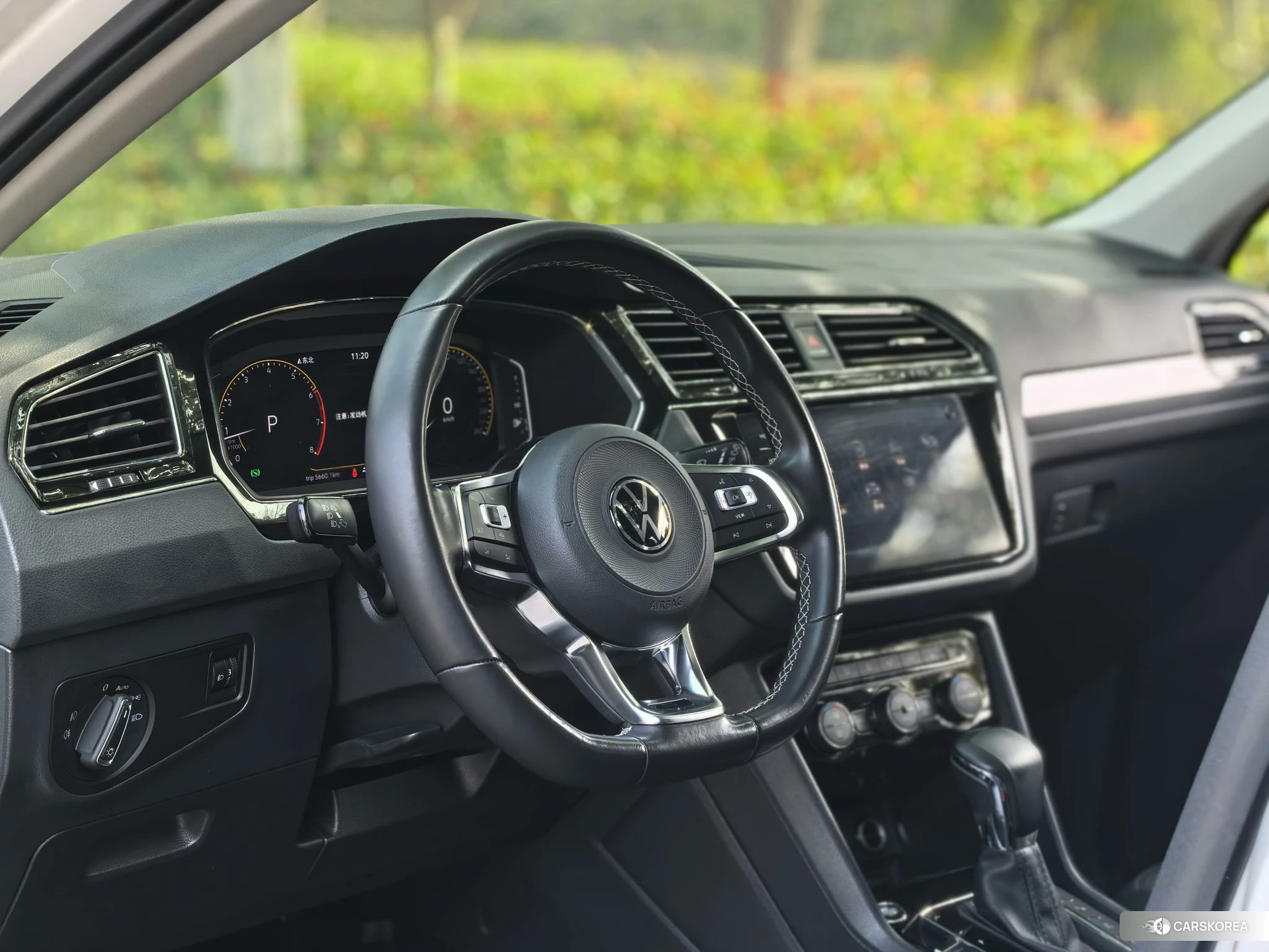 Volkswagen Tiguan L 2020 Белый из Китая, фото 2