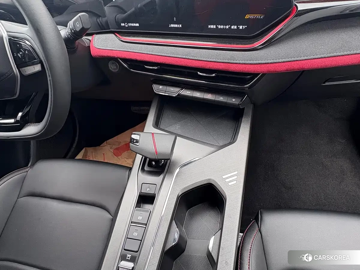 Chang'an X5 PLUS 2024 Silver/gray из Китая, фото 2
