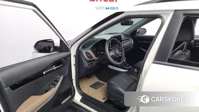 Kia Seltos 2021 Белый из Кореи, фото 2