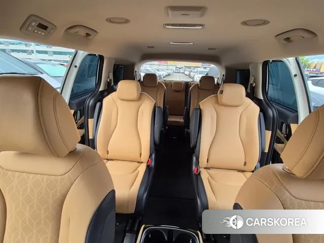Kia Carnival 4th generation 2023 Белый из Кореи, фото 2