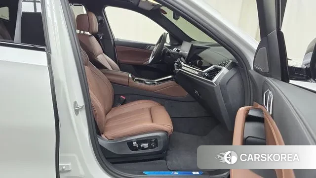 BMW X6 (G06) 2025 Белый из Кореи, фото 2