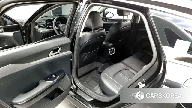 Kia K5 3rd generation 2021 Черный из Кореи, фото 2