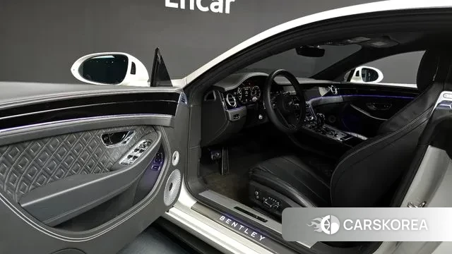 Bentley Continental GT 3rd Generation 2019 Белый из Кореи, фото 2