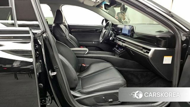 Hyundai Grandeur Hybrid (GN7) 2023 Черный из Кореи, фото 2