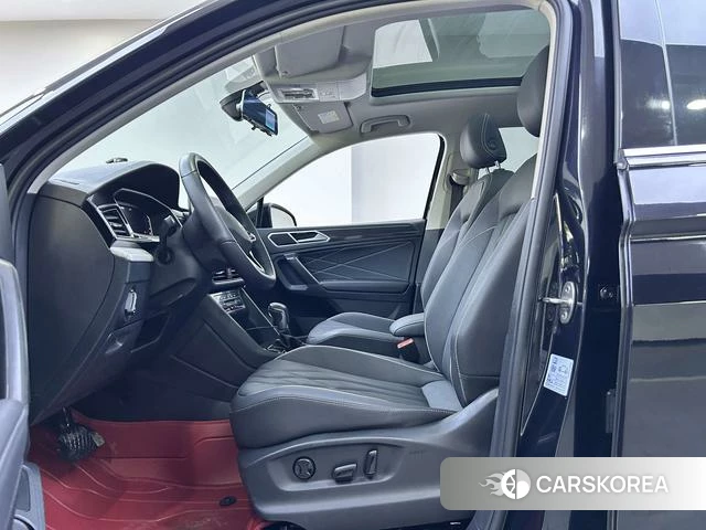 Volkswagen Tiguan L 2022 Черный из Китая, фото 2