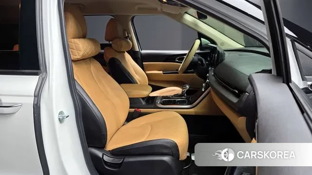 Kia Carnival 4th generation 2022 Белый из Кореи, фото 2