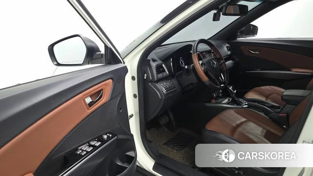 Ssangyong Tivoli Armor 2019 Белый из Кореи, фото 2