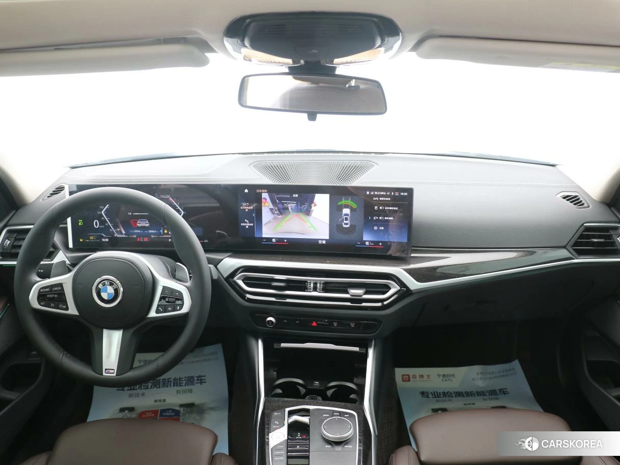 BMW 3 series 2022 Белый из Китая, фото 2