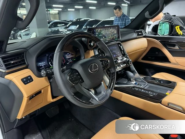 Lexus LX 4th Generation 2025 Белый из Кореи, фото 2