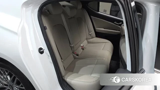 Genesis The New G70 2021 Белый из Кореи, фото 2