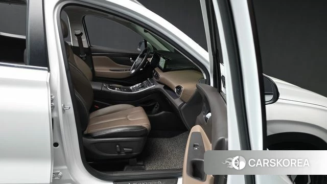 Hyundai The New Santa Fe 2021 Белый из Кореи, фото 2