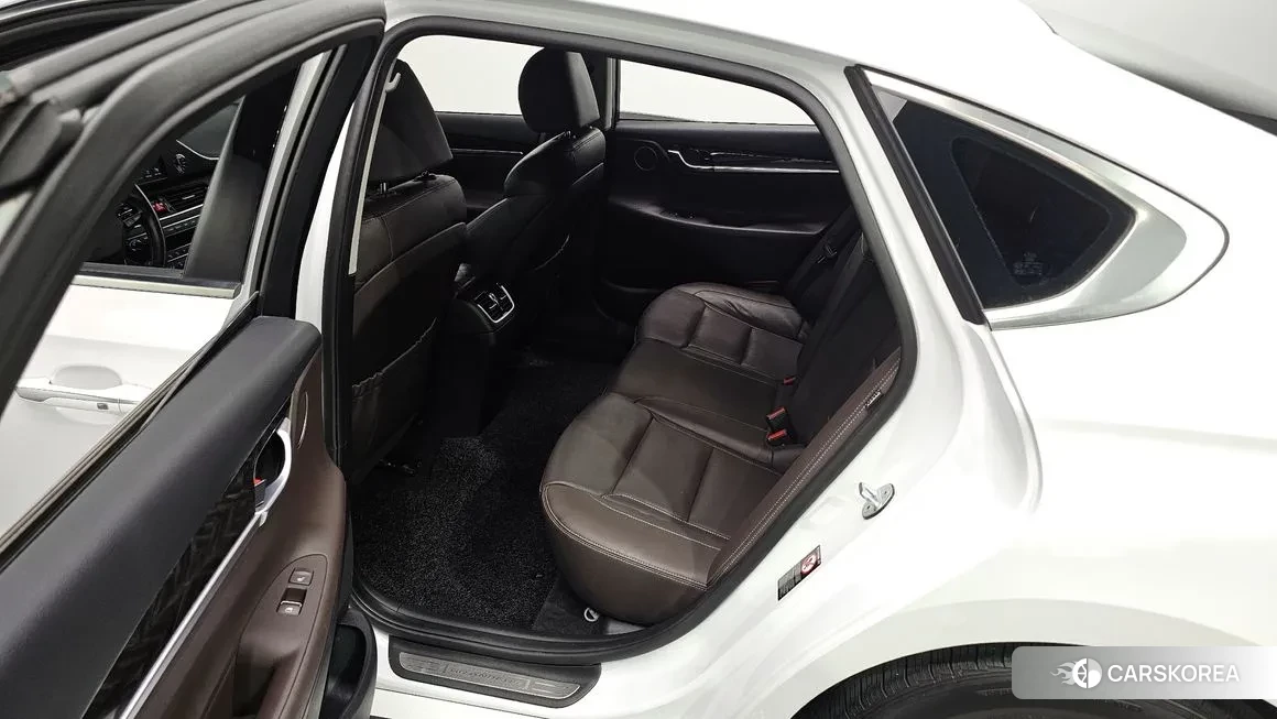 Hyundai Grandeur IG Hybrid 2019 Белый из Кореи, фото 2