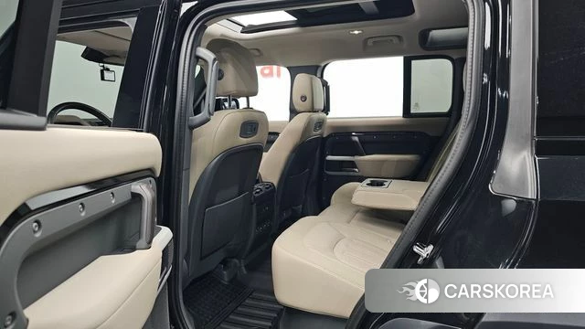 Land Rover Defender (L663) 2020 Черный из Кореи, фото 2