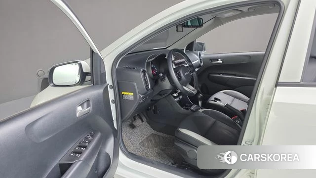 Kia Morning Urban (JA) 2021 Белый из Кореи, фото 2