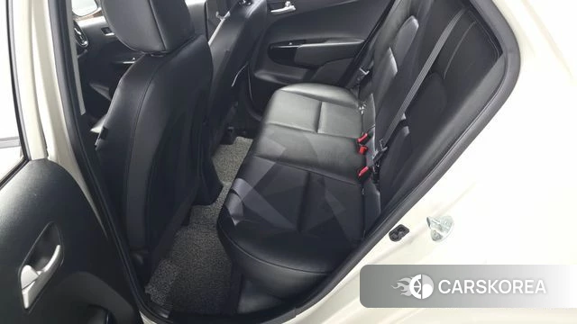 Kia Morning Urban (JA) 2020 Жемчужный цвет из Кореи, фото 2