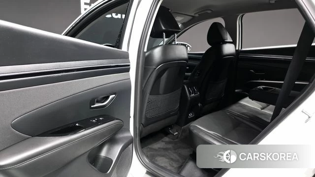 Hyundai Tucson (NX4) 2022 Белый из Кореи, фото 2
