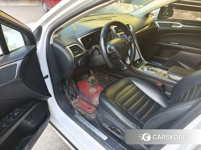 Ford Mondeo 2021 Белый из Китая, фото 2