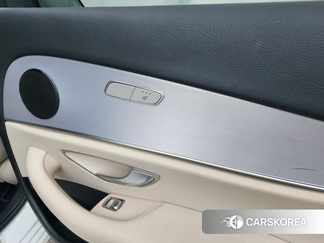 Mercedes-Benz E-Class W213 2021 Белый из Кореи, фото 2