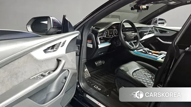 Audi Q8 (4M) 2021 Черный из Кореи, фото 2