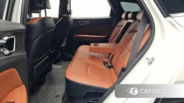 Kia The New Sportage 5th Generation Hybrid 2025 Белый из Кореи, фото 2