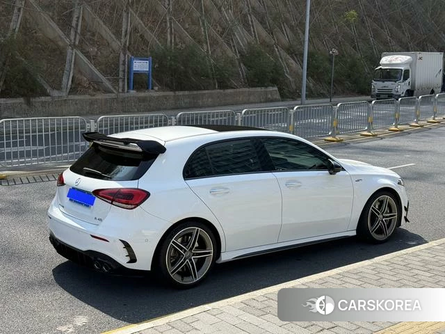 Mercedes-Benz Class A AMG (imported) 2023 Белый из Китая, фото 2
