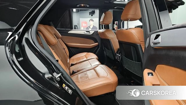 Mercedes-Benz GLE - Class W166 2018 Черный из Кореи, фото 2