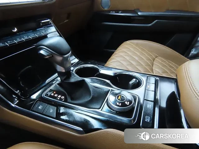 Kia Mohave Master 2023 Черный из Кореи, фото 2