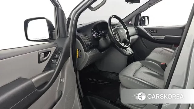 Hyundai The New Grand Starex 2021 Серебряный из Кореи, фото 2