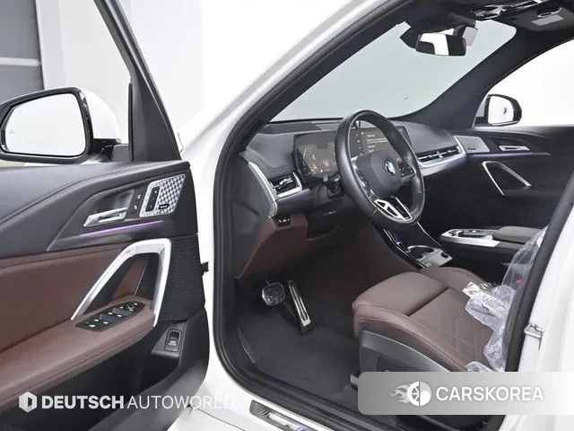 BMW X1 (U11) 2023 Белый из Кореи, фото 2